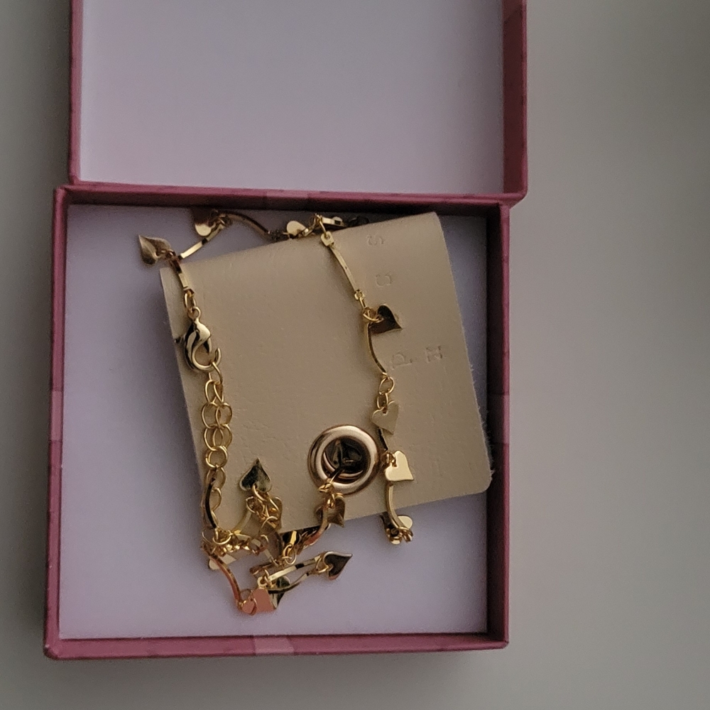 Gold heart Choker - Picture 7 of 10